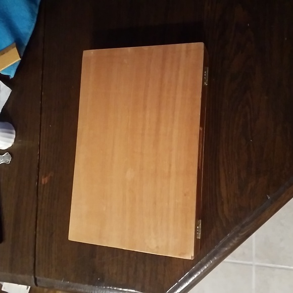 Authentic Wooden Cigar Box - Picture 6 of 9